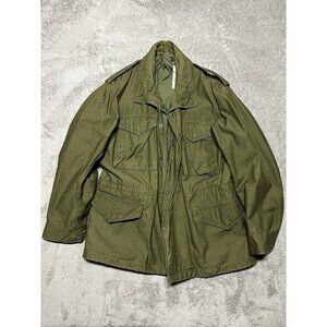 US Army Cold Weather Men's Coat Size Medium Regular 1972 Vietnam Era